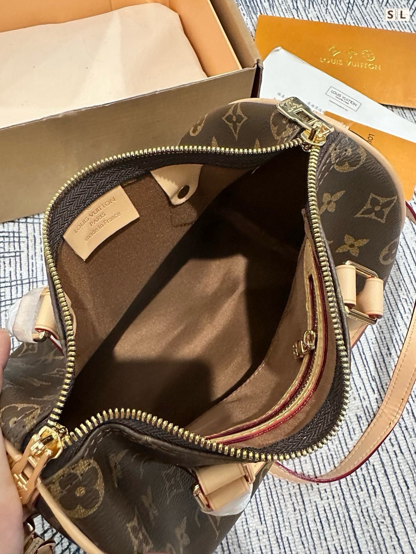 Serenityll™ 2001137 高級バッグ 25cm