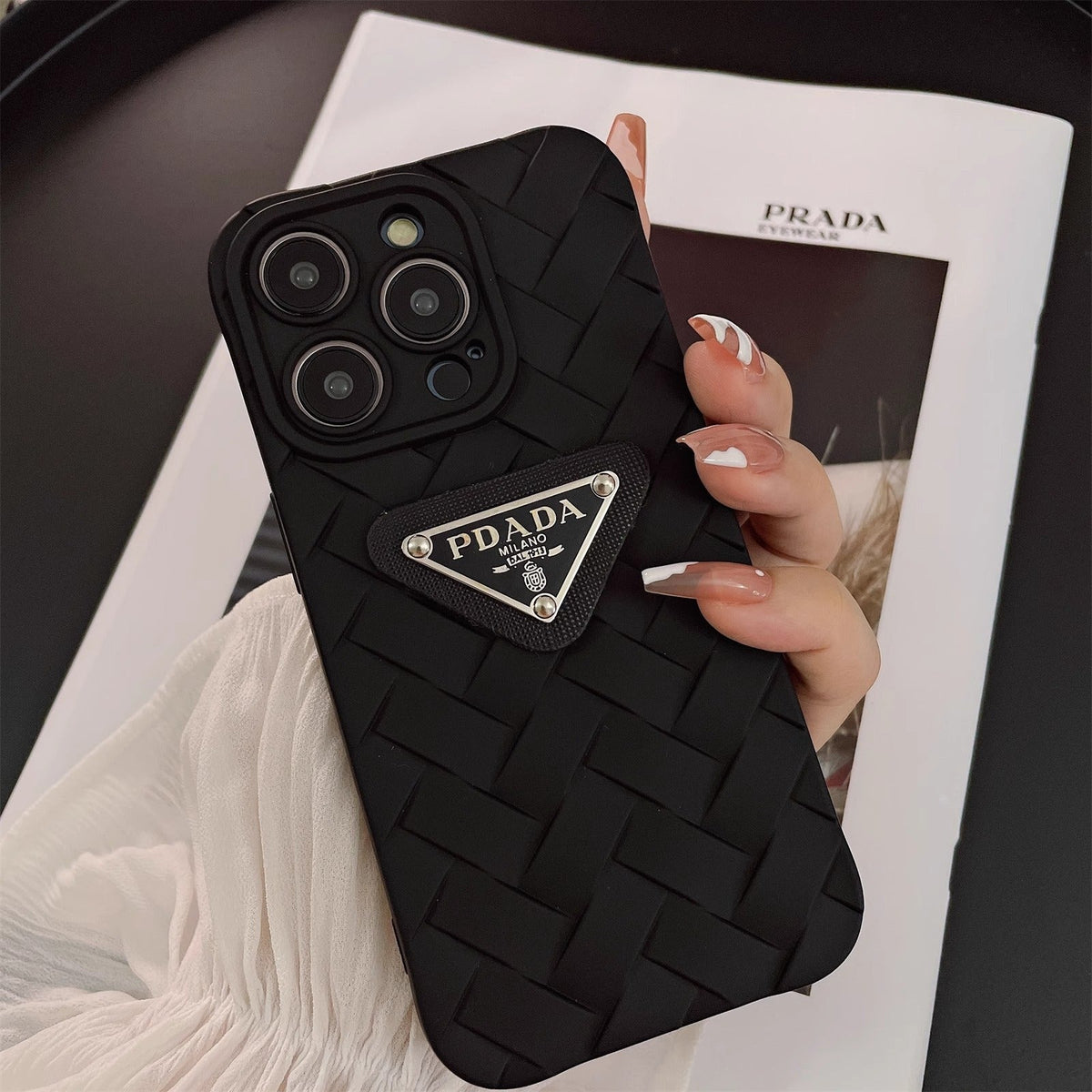 PRADA SCHWARZE RIPSWEBE-IPHONE-HÜLLE