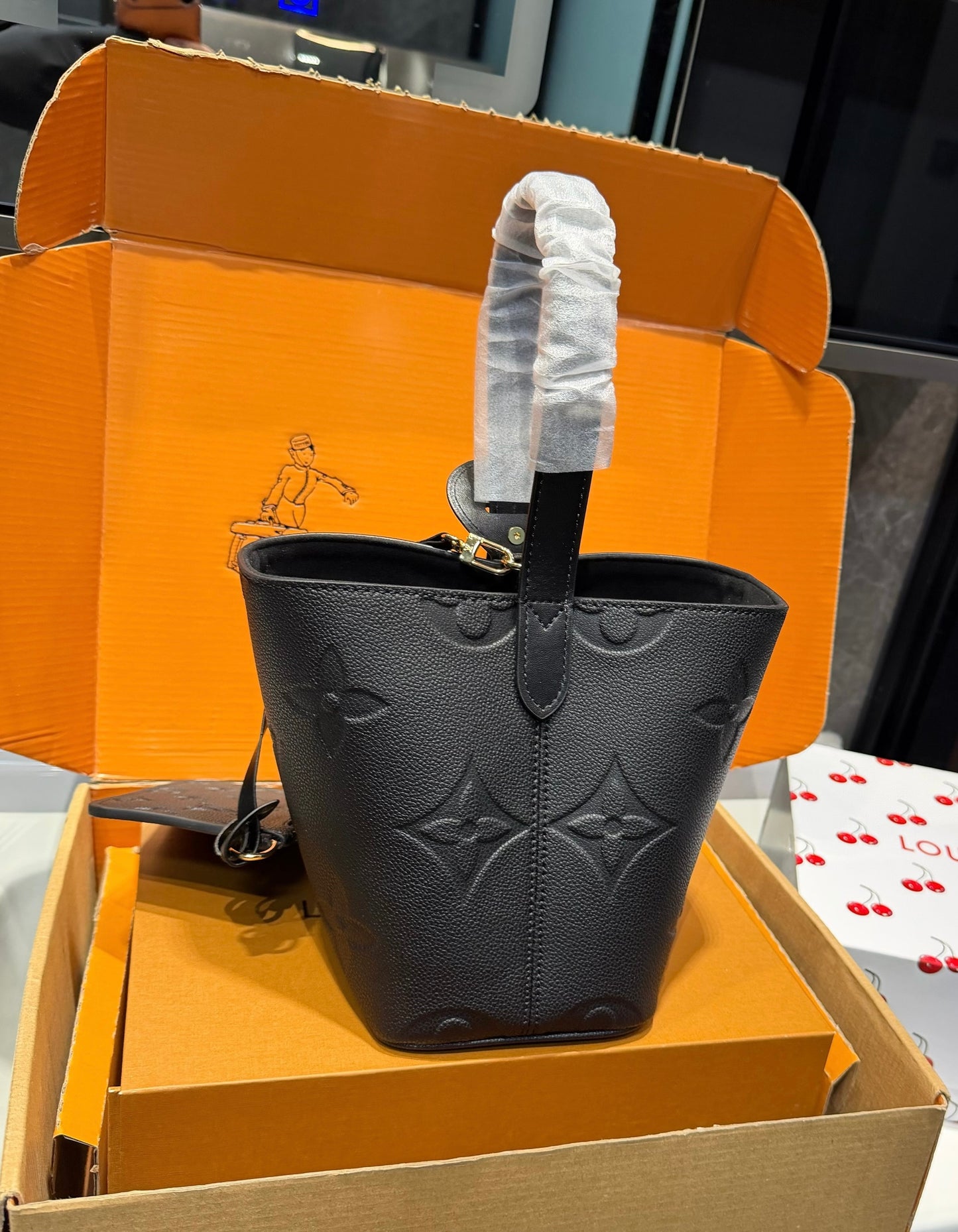 Serenityll™ 2001135 LV Bag 17*18cm