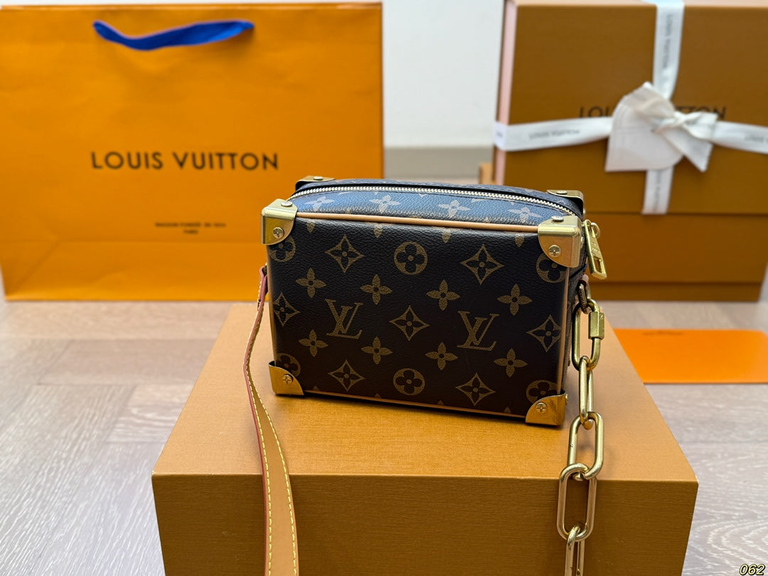 Louis Vuitton LV Soft Trunk Box Bag Satchel 18x12cm