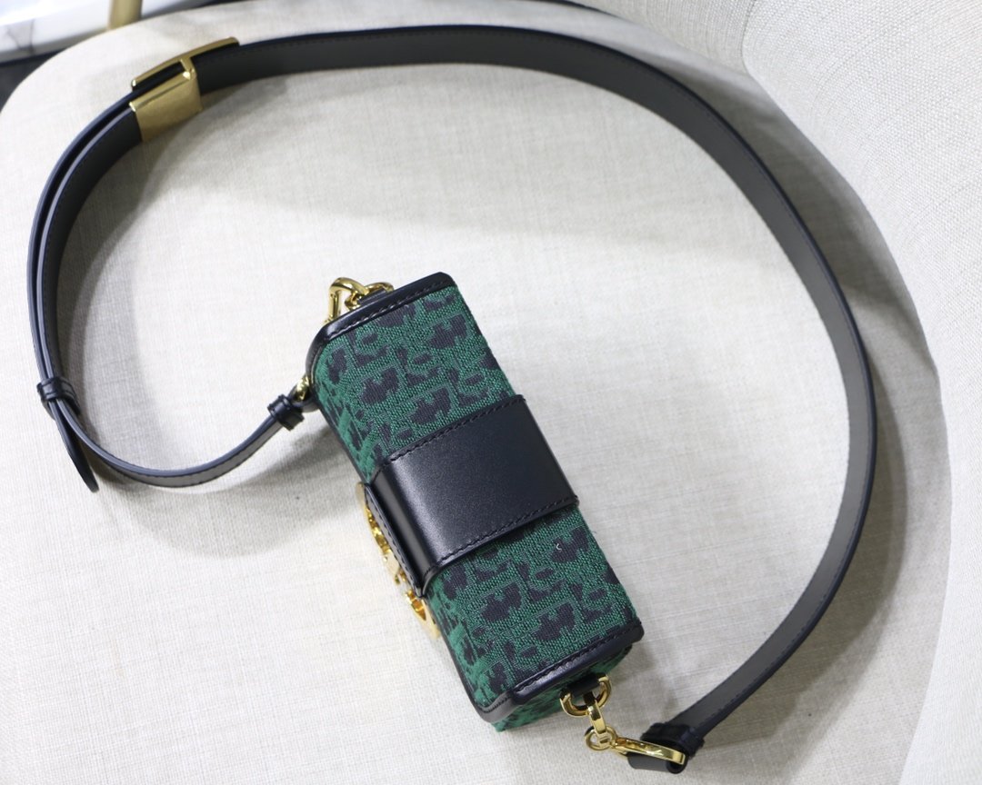 Dior 30 Montaigne Mini Box 17.5cm 002