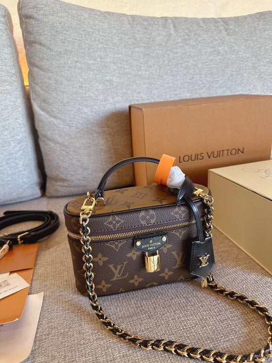 Serenityll™ 2001121 Luxury Bag 19cm
