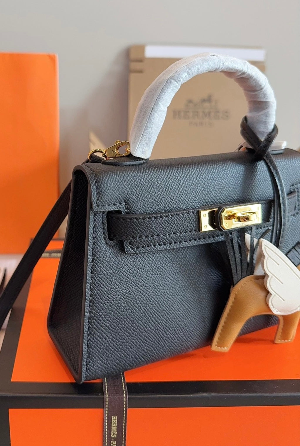 Serenityll™ 2001162 Luxury Bag 19*6*12cm