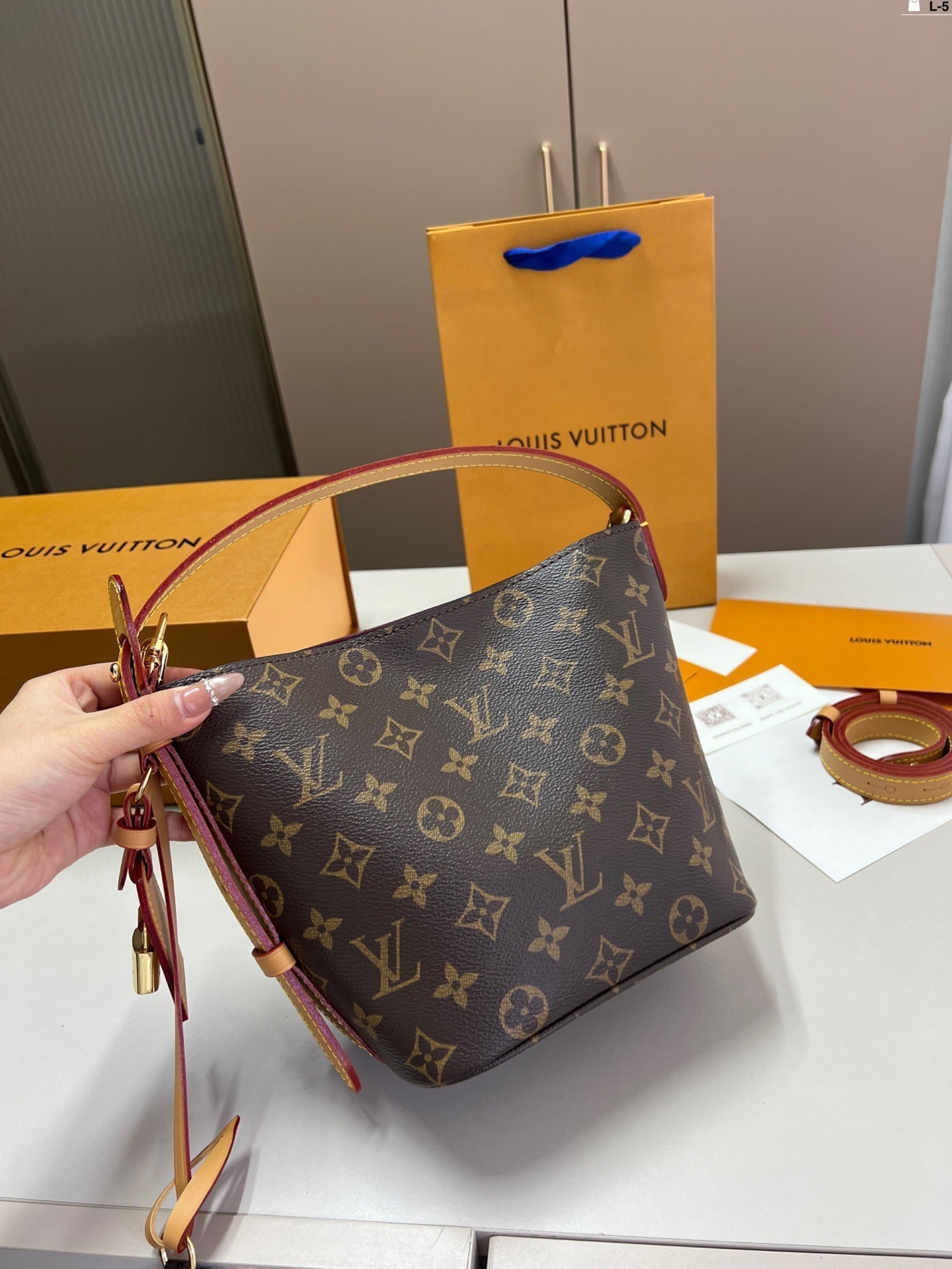 Louis Vuitton LV Vintage Bucket Tote Bag 17x18cm