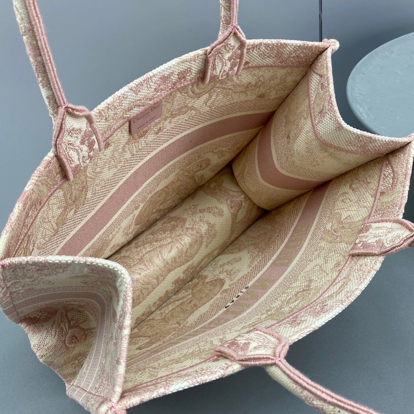 Dior Book Tote MediumPink Toile de Jouy Embroider - 36 x 27.5 x 16.5 cm