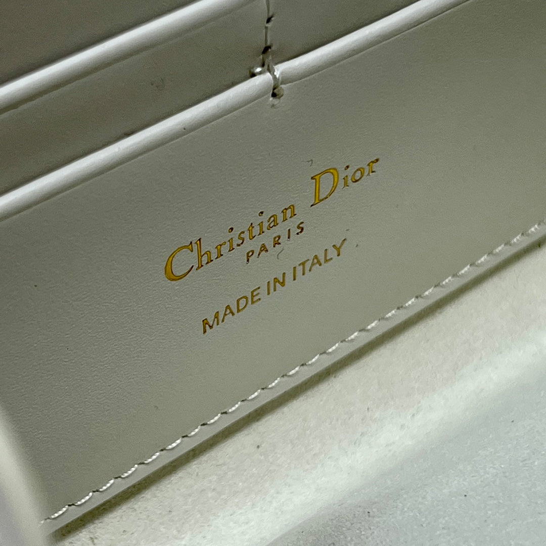 Dior Bobby Wallet on Chain East West White - 21.5¡Á12¡Á4cm